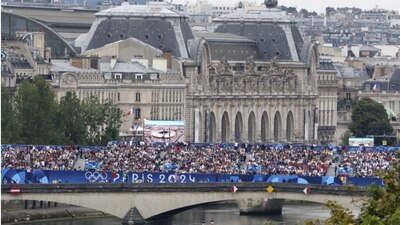 El ícono del futbol francés, Zinedine Zidane, apareció en el video de inauguración de los Juegos Olímpicos