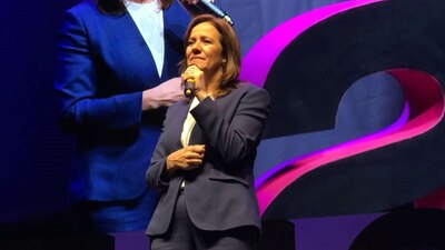 La candidata se refirió a sus contrincantes como "inteligente", "preparado" y hasta "hombre de fe"
