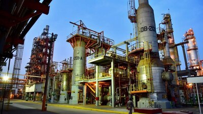 El crecimiento se vio impulsado por los ingresos de Pemex que crecieron 98.8%