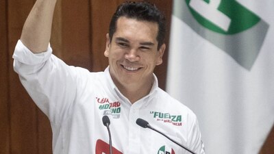 Fue destituido por Morena de la Comisión de Gobernación