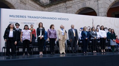 Ceremonia de conmemoración por el Día Internacional de la Mujer
