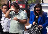 Padre de Claudia Tacoronte asiste al lugar en que su hija fue brutalmente atacada