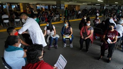 En las últimas 24 horas se reportaron 10 mil 139 infecciones confirmadas.