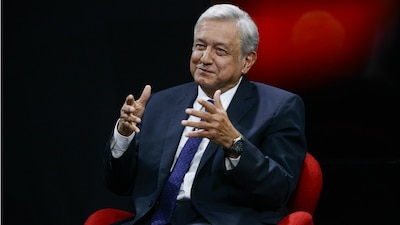 López Obrador afirma que su lucha no es por cargos, sino por ideales