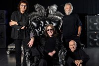 Ozzy Osborne se despide de los escenarios con un concierto al lado de Black Sabbath