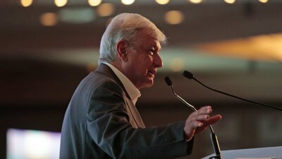Hasta el inicio de las campañas, AMLO aparece como líder en las encuestas con más de 15 puntos sobre sus rivales