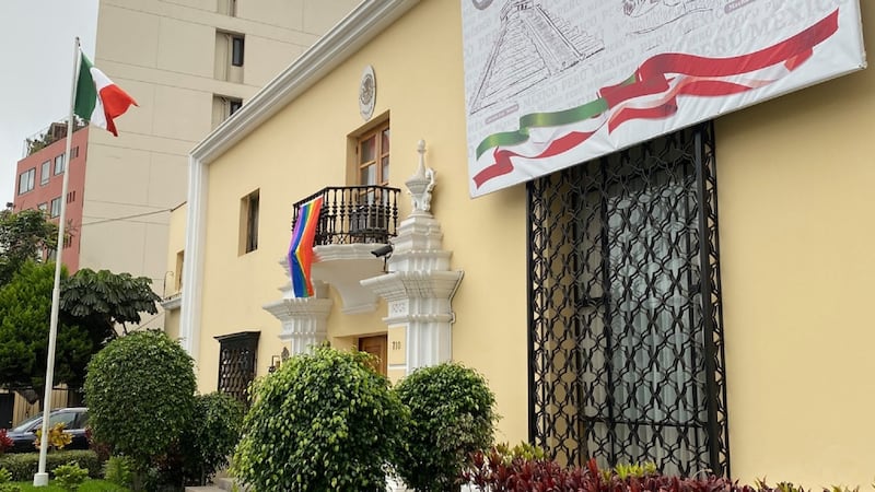 En medio de tensiones, Brasil asume como encargado de la embajada de México en Perú