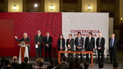 Estos bancos ampliarán el fondo revolvente de Pemex a 8 mil millones de dólares.