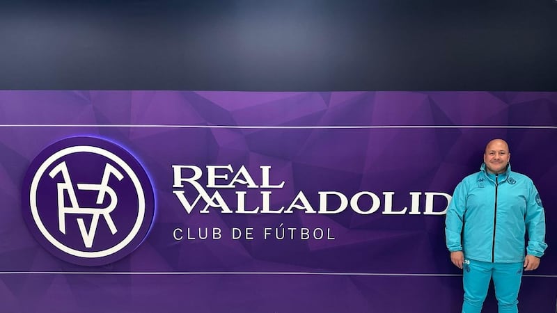 Enrique Alfaro, exgobernador de Jalisco, se convierte en auxiliar técnico del Real Valladolid