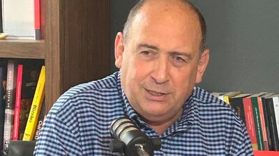 Señaló que "las minorías no podrán presentar acciones de inconstitucionalidad"