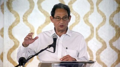 El académico dijo sentirse 'feliz' por la decisión de la SCJN, ya que lo 'salvaría' del poder judicial capitalino