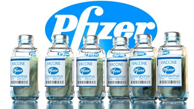 La farmacéutica asegura que su vacuna es efectiva si se aplica en menores de edad