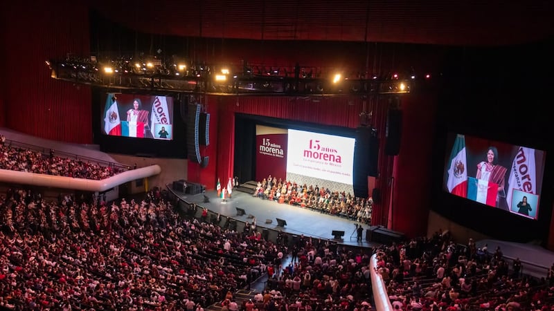 Con un llamado a la unidad y no buscar ‘el poder por el poder’, Morena celebra sus 15 años