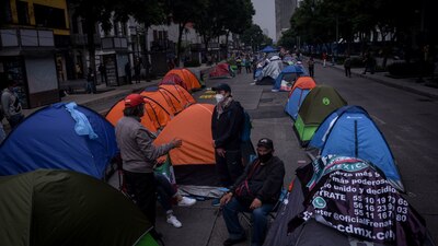 El plantón se instaló en Avenida Juárez desde el sábado pasado