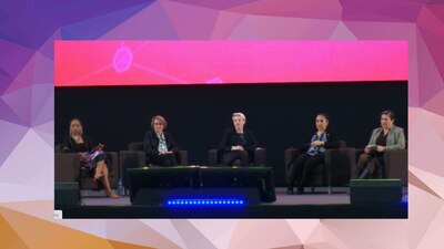 Participantes del panel “Mujeres que inspiran en la Educación” del CIIE