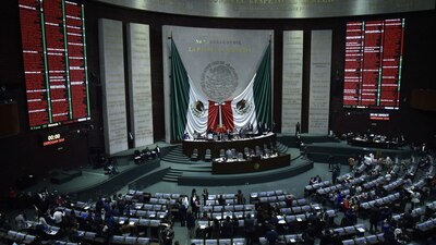 Con 272 votos a favor, 116 en contra y cero abstenciones, se avaló el decreto del Senado