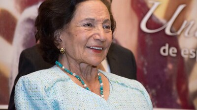 La fundadora del PRD recibió un homenaje por su trayectoria