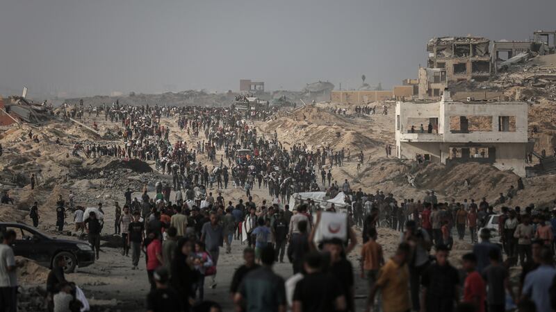 Ejército israelí asesina a 85 palestinos que esperaban comida y ayuda humanitaria