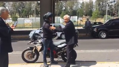 El candidato presidencial de Morena sorteó el tráfico de la CDMX