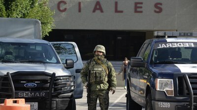 Un elemento de la Marina, que se incorporaría a la Guardia Nacional