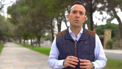 Si ves a este diputado en el Super Bowl y le sacas la mejor foto, te llevas 10,000 pesos