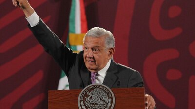 López Obrador reprochó la falta de críticas del PAN a sus gobernadores