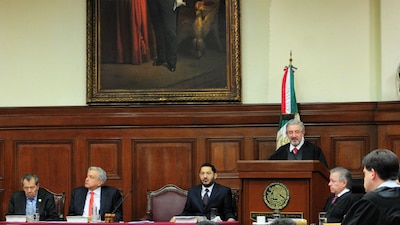 De izquierda a derecha: Porfirio Muñoz Ledo, AMLO, Martí Batres y Luis María Aguilar