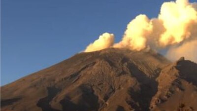 El semáforo de riesgo volcánico se mantiene en amarillo fase dos