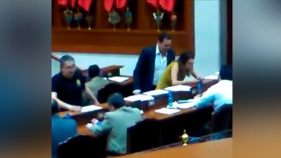 El diputado del PRI en Sinaloa acosó a su compañera en el Congreso de ese estado