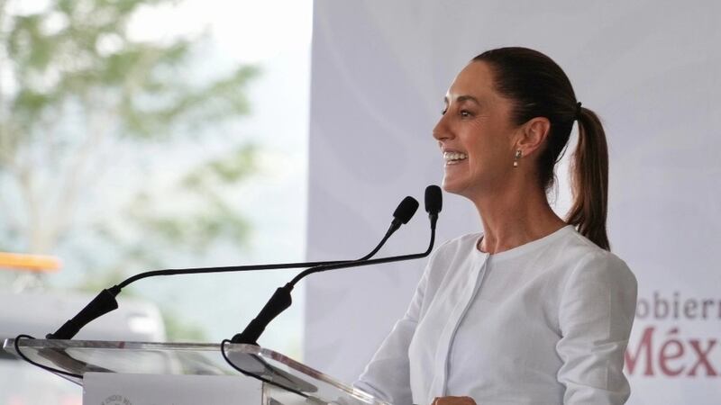 Sheinbaum pide a funcionarios de su gabinete “no caer en lujos y parafernalias”