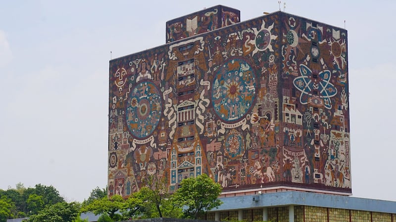 Directores de facultades y escuelas de la UNAM respaldan revisión del examen de ingreso