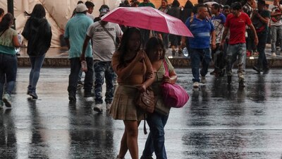 En la CDMX y el Edomex se prevén lluvias fuertes este sábado