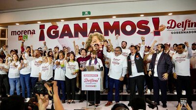 La maestra dirigió unas palabras a la militancia morenista