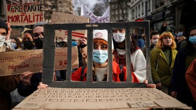 Las fronteras con los vecinos de la UE seguirán abiertas, pero se exigirá una prueba PCR negativa