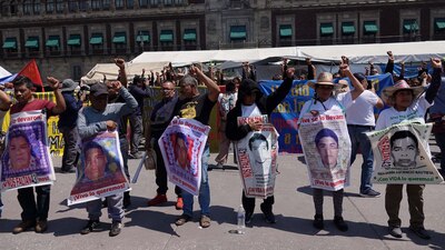 Dijo que "está por verse" si realmente los manifestantes eran estudiantes de Ayotzinapa