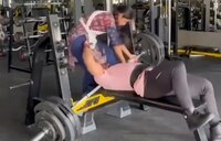 VIDEO: Hombre es prensado por barra de 165 kilos en un gimnasio