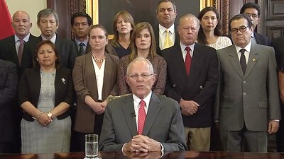 En medio de acusaciones de corrupción, Pedro Pablo Kuczynski dejó la presidencia peruana