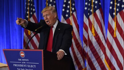 El magnate aseguró que ya sea con impuestos o pagos, el gobierno mexicano pagará el muro fronterizo