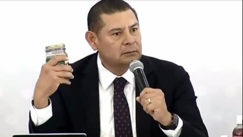 Armenta exhorta a empresas trasnacionales a que vendan los productos ‘Puebla Cinco de Mayo’