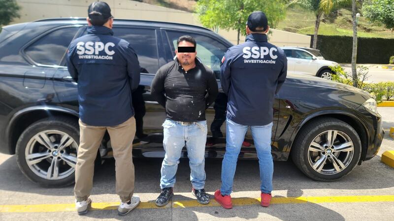 Jefe del FBI reconoce al gobierno de México por la captura y traslado de ‘El Veterano’ a EU