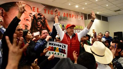 El precandidato respondió al tema, dijo que el PRI busca perjudicarlo