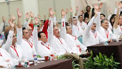 El partido gobernante propuso algunos nombres polémicos en sus listas