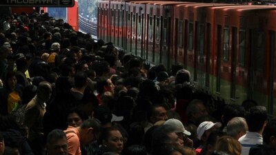 Cientos de miles de personas viajan diariamente por este transporte