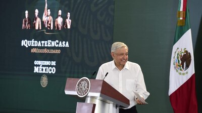 El comentario surge luego de que Altos Hornos de México descartara que existe un compromiso de pagar sobreprecio