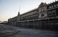 Cerrarán puertas de Palacio a las 14:00 horas por marchas del 8M