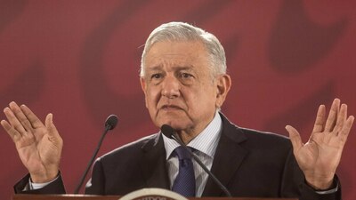 El presidente pide que no lo comparen con Carlos Salinas porque él es honesto