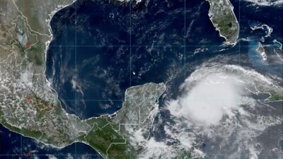 'Beryl' había bajado de categoría en la mañana luego de impactar contra Jamaica y Venezuela