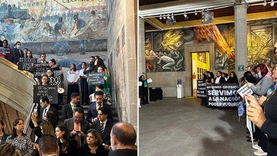 Las y los trabajadores del recinto salieron de sus oficinas para manifestarse