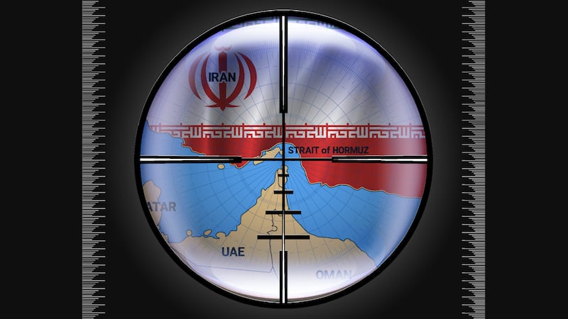 ¡Suben las tensiones! Irán amaga con incendiar barcos que crucen estrecho de Ormuz