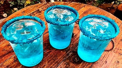 Esta bebida está preparada a base de vodka, refresco y bebidas energizantes